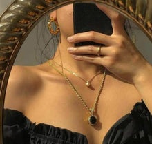 Load image into Gallery viewer, Black Pearl Pendant
